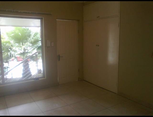 1 bed property to rent in GALLO MANOR